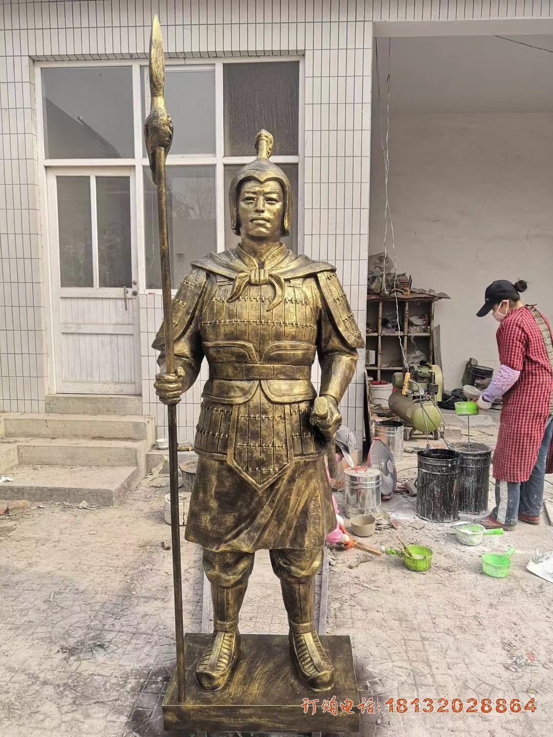 铸铜士兵人物铜雕 广场人物雕塑